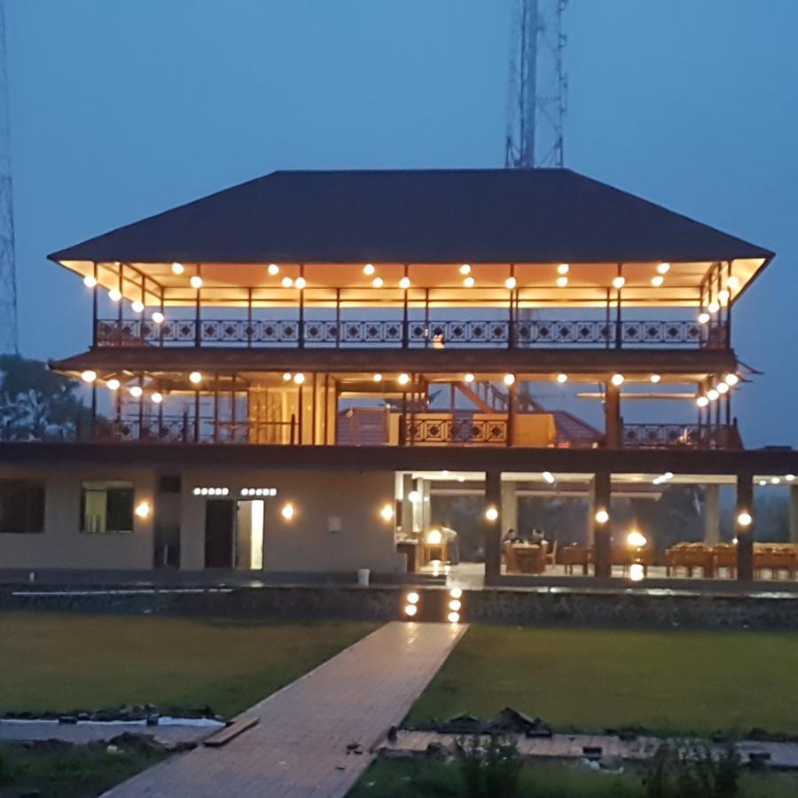 Nusantara Hotel Sembalun Sembalunlawang Eksteriør billede